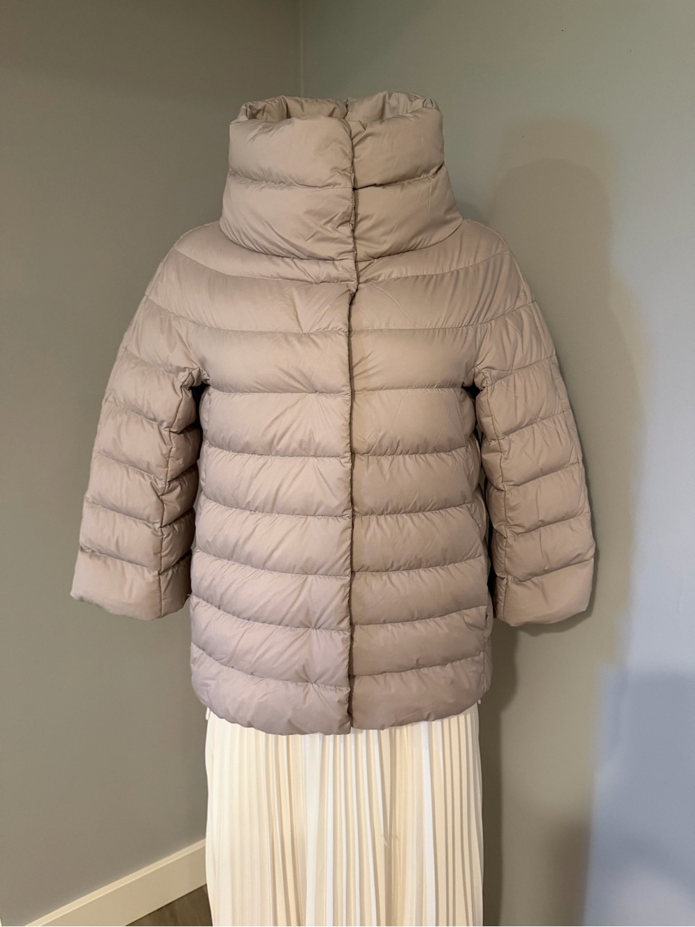 Herno Neutral Beige Short Puffer Jacket